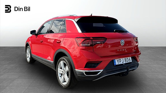 Volkswagen T-Roc 3 of 15