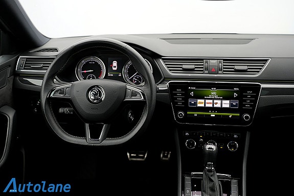 Skoda Superb 21 of 30