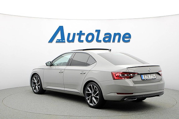 Skoda Superb 6 of 30