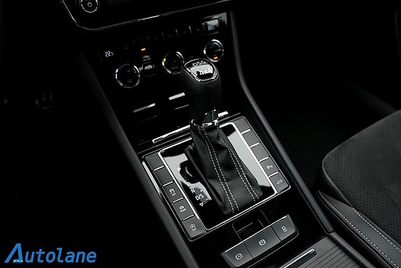 Skoda Superb 26 of 30