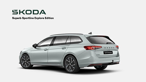 Skoda Superb 2 of 5