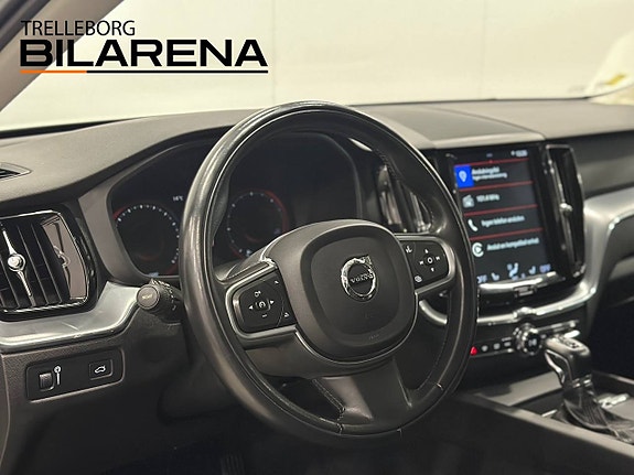 Volvo XC60 9 of 23
