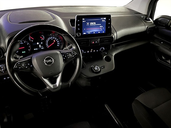 Opel Combo 8 of 15