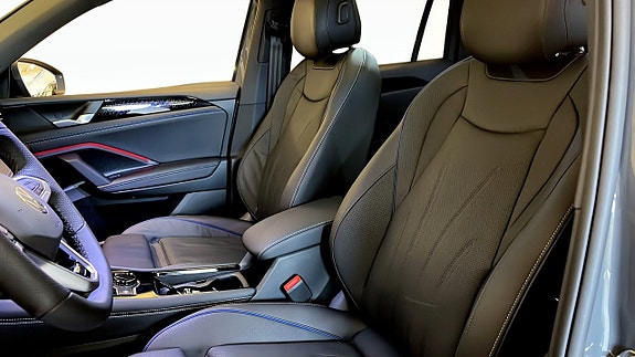 Volkswagen Tiguan 8 of 13