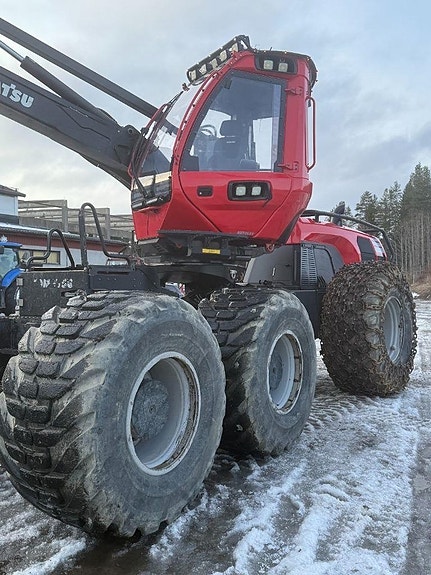 Komatsu 951