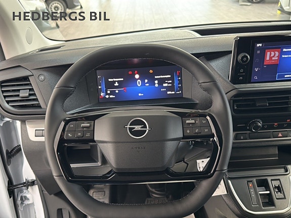 Opel Vivaro 11 of 18