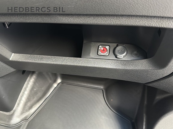 Opel Vivaro 16 of 18