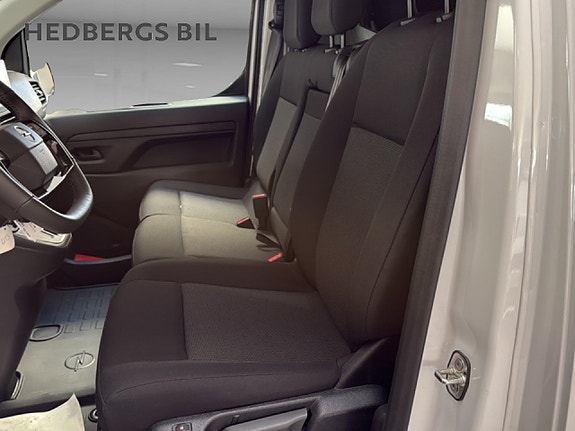 Opel Vivaro 8 of 18