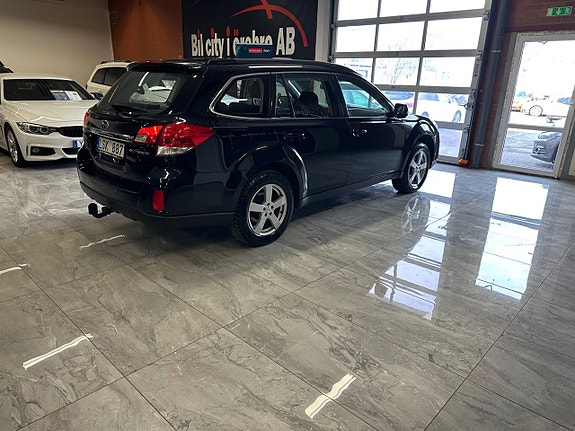 Subaru Outback 5 of 5
