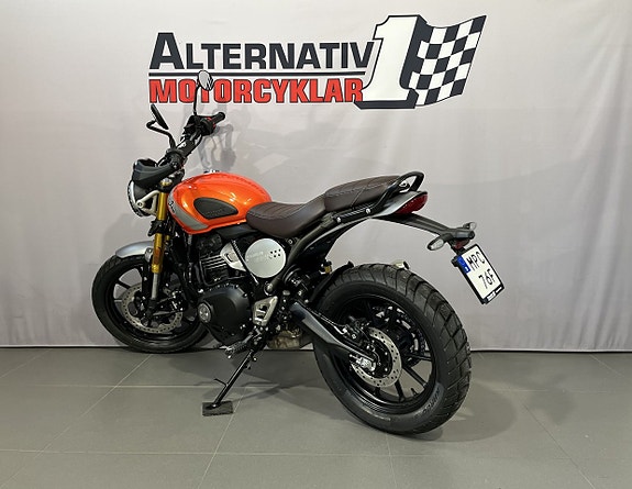 Triumph SCRAMBLER 400X 3 of 5