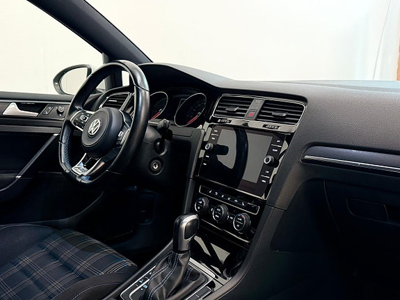 Volkswagen Golf I 10 of 18