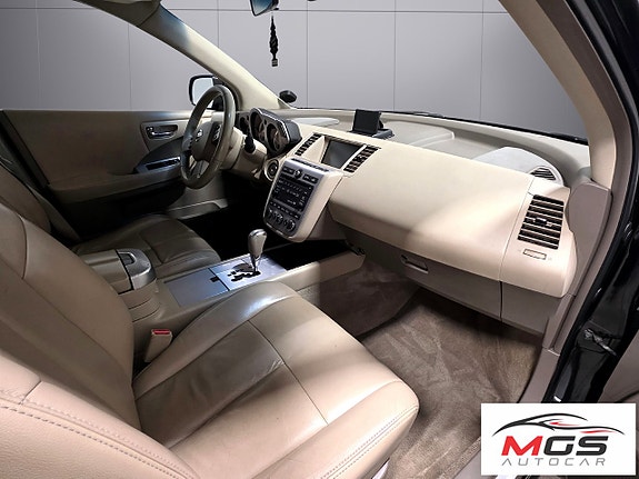 Nissan Murano 10 of 19