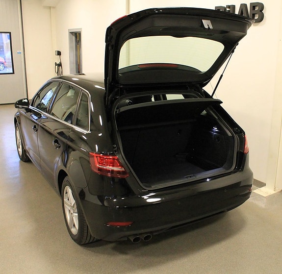 Audi A3 6 of 9
