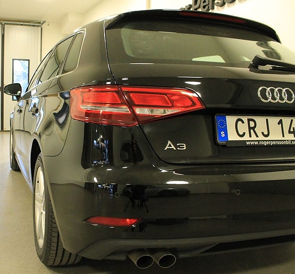 Audi A3 4 of 9