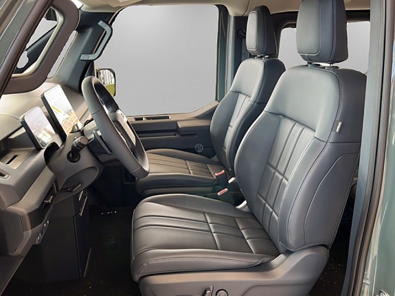 Kia PV5 8 of 18