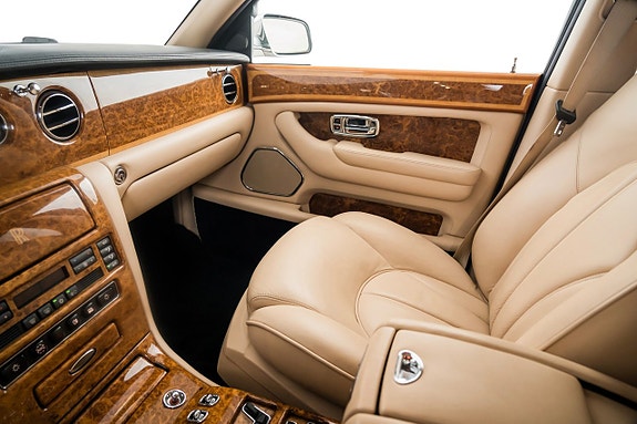 Rolls Royce Silver Seraph 24 of 30
