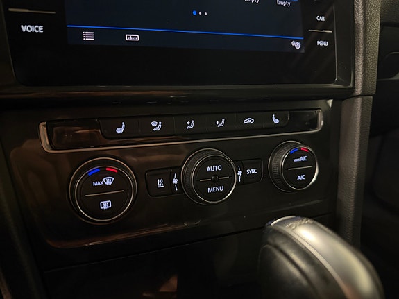 Volkswagen Golf Alltrack 14 of 17