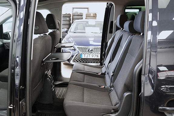 Volkswagen Caddy Maxi 10 of 24