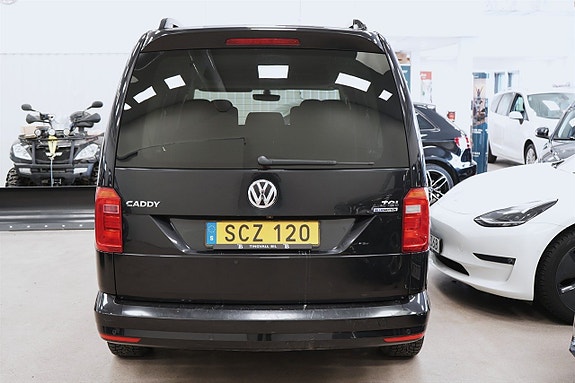Volkswagen Caddy Maxi 4 of 5
