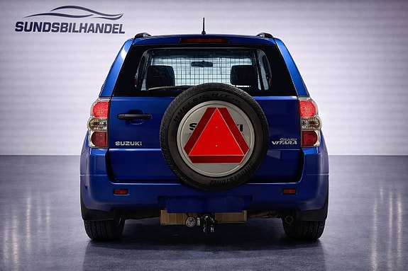 Suzuki Grand Vitara 3-dörrar 1.6 DOHC 16V VVT 4WD 1,95% KampanjRänta 4 of 9