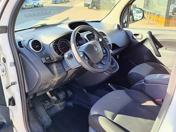 Renault Kangoo Express 11 of 12