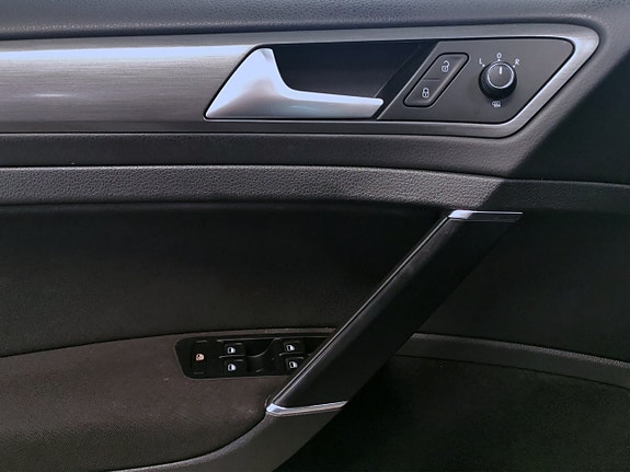 Volkswagen Golf I 7 of 16