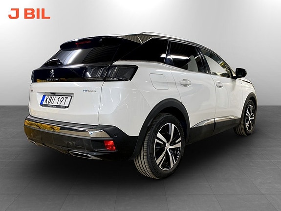 Peugeot 3008 3 of 5