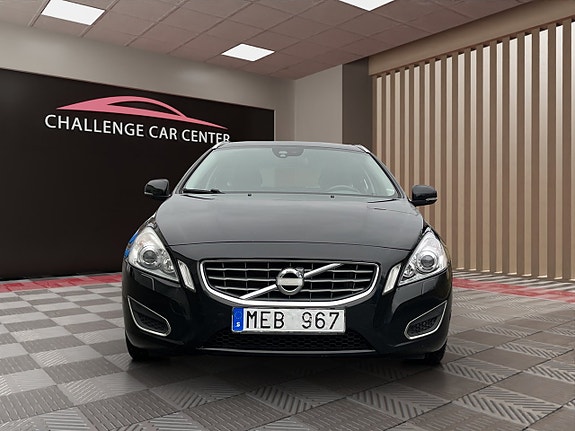 Volvo V60 8 of 18