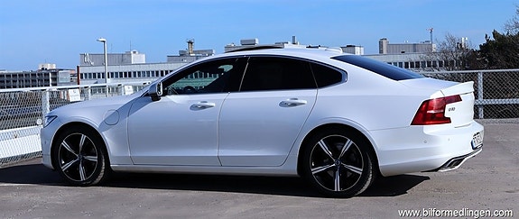 Volvo S90 22 of 25