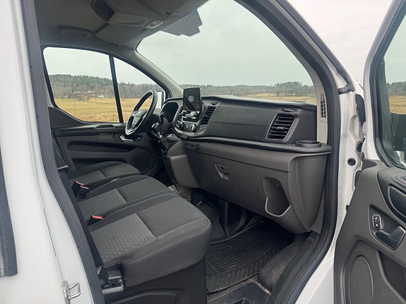 Ford Transit Custom 8 of 10