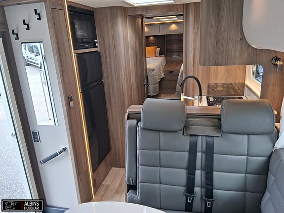 Kabe Imperial Travel Master TRAQ i 830 LGB / Dragkrok / RWD 19 of 21
