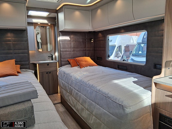 Kabe Travel Master Royal X 810 LT 21 of 21