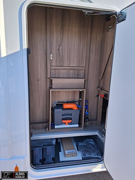 Kabe Travel Master Royal X 810 LT 5 of 21