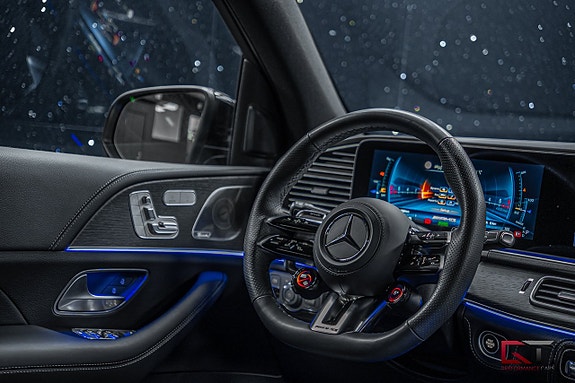Mercedes-Benz GLE53 23 of 24