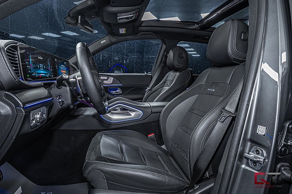 Mercedes-Benz GLE53 16 of 24