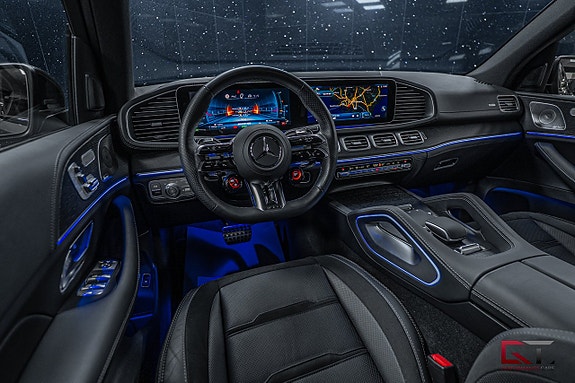 Mercedes-Benz GLE53 12 of 24