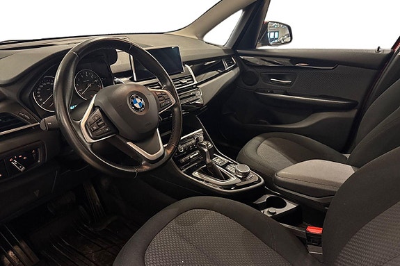 BMW 225xe 10 of 24