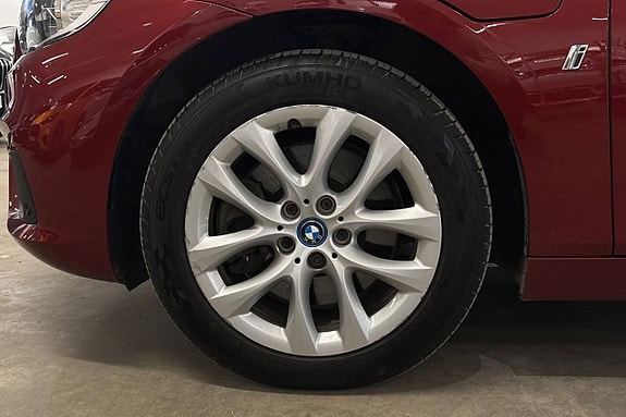 BMW 225xe 6 of 24