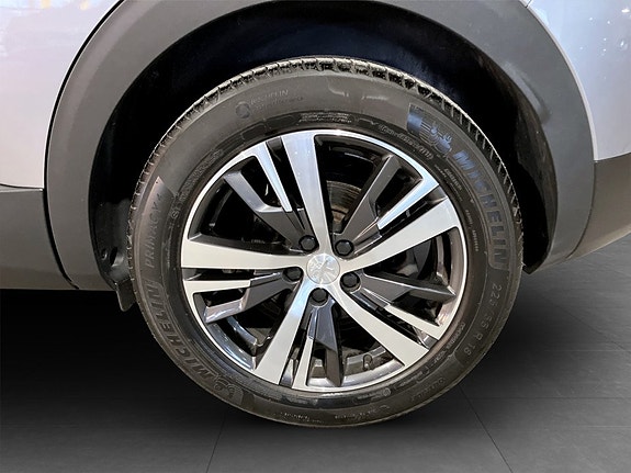 Peugeot 3008 14 of 15