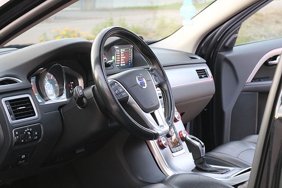 Volvo V70 4 of 7