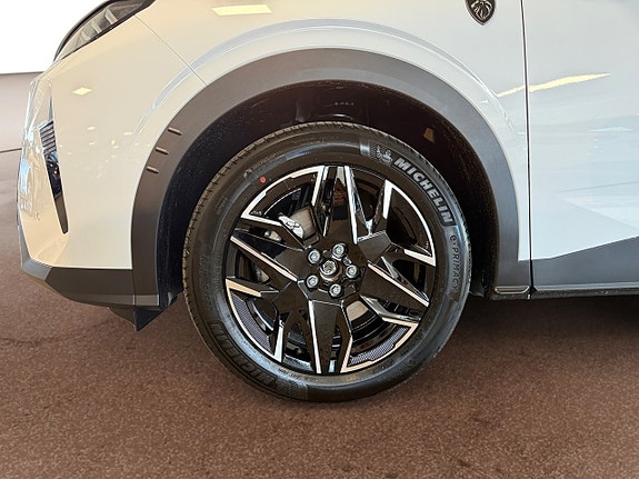 Peugeot 5008 9 of 21