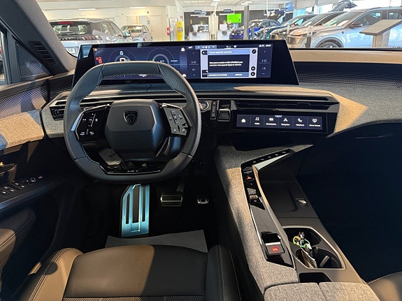 Peugeot 5008 14 of 21