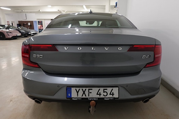 Volvo S90 24 of 24