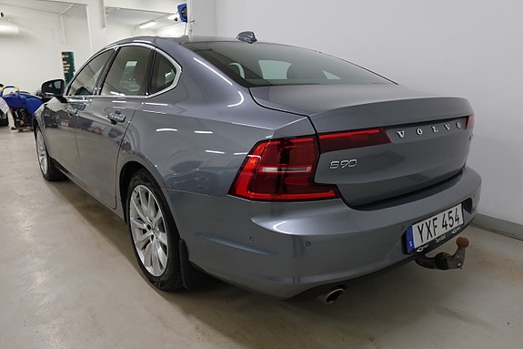 Volvo S90 23 of 24