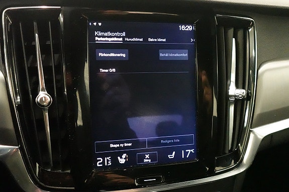 Volvo S90 12 of 24