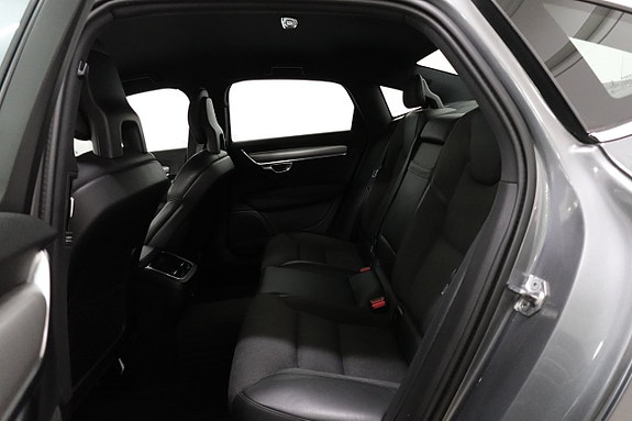 Volvo S90 4 of 24