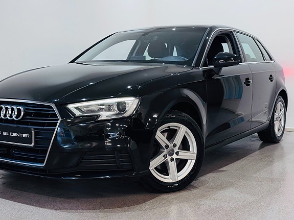 Audi A3 3 of 5