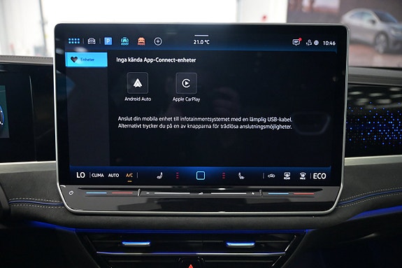 Volkswagen Passat 16 of 30