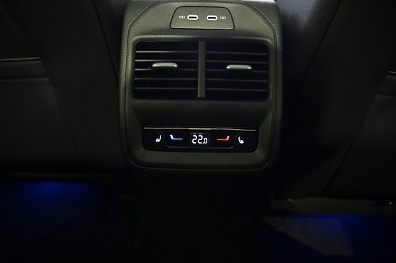 Volkswagen Passat 29 of 30