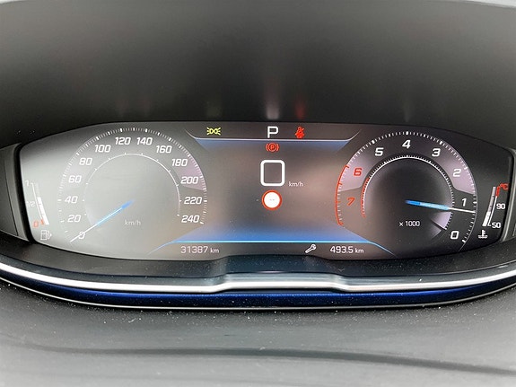 Peugeot 3008 8 of 15
